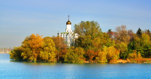 Монастирський острів